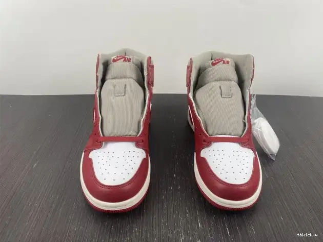 Cheap TBkick Jordan 1 (W) DJ4891-061 High OG Newstalgia Chenille 0526